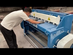 Máy cắt tấm thép tấm chân lớn