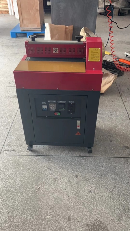 Máy keo nóng chảy để làm giày để dán giấy tường lớp phủ mạ mạ nóng chảy